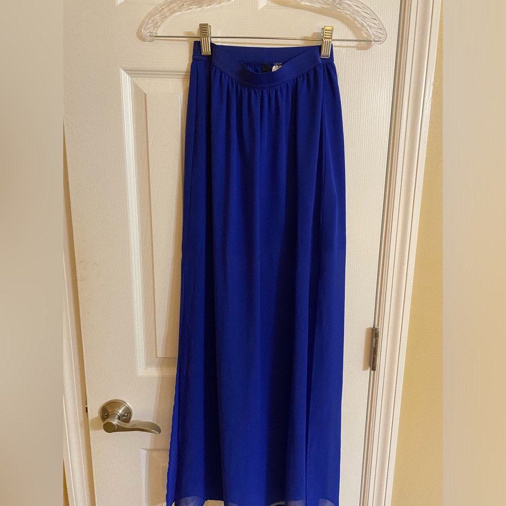 H&M semi sheer skirt size 2
